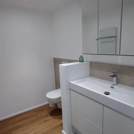 Kreuzbergl - Doppelzimmer Apartment Klagenfurt am Woerthersee