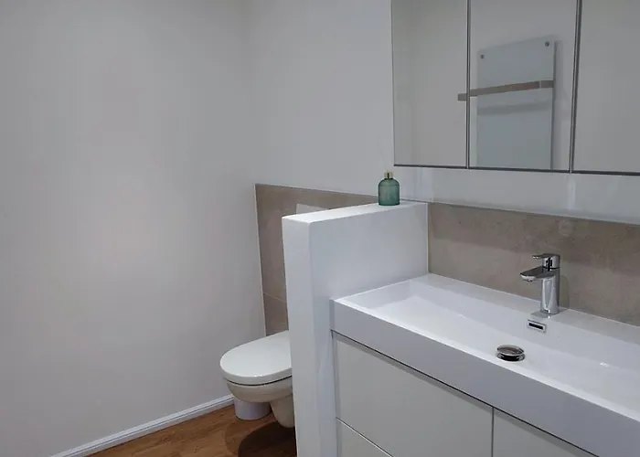 Kreuzbergl - Doppelzimmer Apartament Klagenfurt am Woerthersee